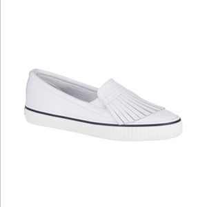 Sperry Shoes | Rave Soho | White boat shoes